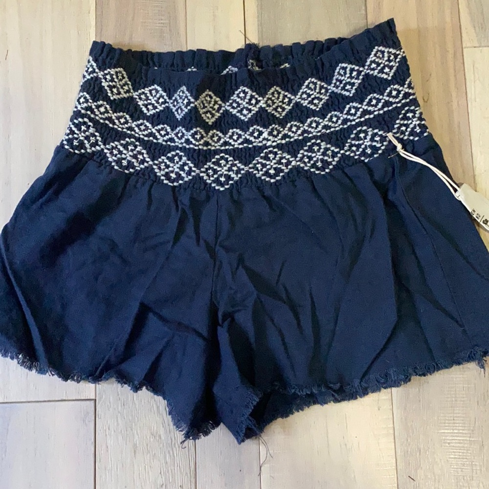 Indigo Rein shorts in blue and white
